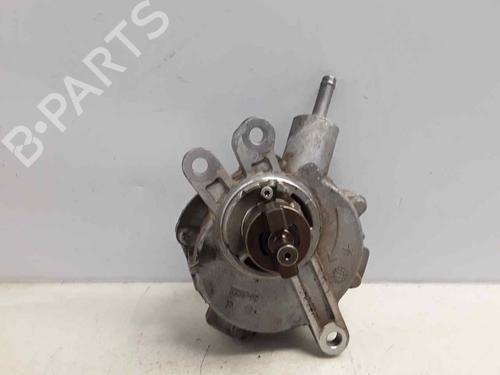 Used Vacuum pump TOYOTA AURIS (_E18_) 1.8 Hybrid (ZWE186_, ZWE186R) (136 hp) 18114731