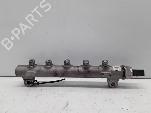 Used Injection rail Injection rail 36785884 36785884