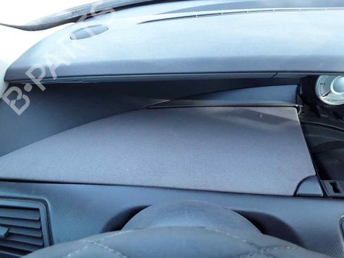 Handskerum PEUGEOT 807 (EB_) 2.0 HDi (107 hp) 32036481