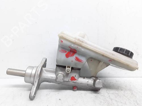 Used Brake master cylinder RENAULT TRAFIC II Bus (JL) [2001-2025]  8391003