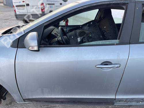 Used Left front door RENAULT MEGANE III Hatchback (BZ0/1_, B3_) [2008-2025]  22334774