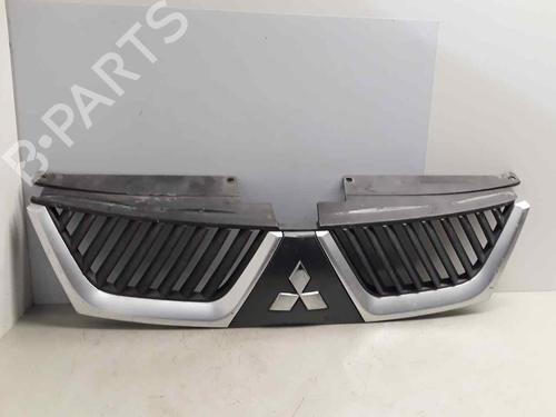 Used Grille MITSUBISHI OUTLANDER II (CW_W) 2.0 DI-D (CW8W) (140 hp) 17039381