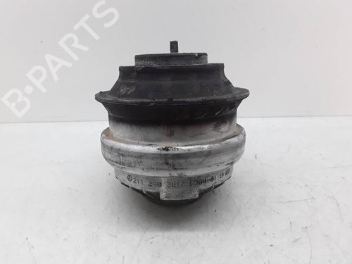 Used Engine mount MERCEDES-BENZ CLK (C209) CLK 270 CDI (209.316) (170 hp) 30837841