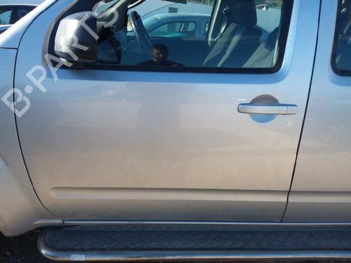 Used Left front door NISSAN PATHFINDER III (R51) 2.5 dCi (174 hp) 7472308