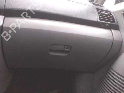 Used Glove box MITSUBISHI GRANDIS (NA_W) [2003-2011]  7468326