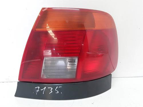 Used Right taillight AUDI A4 B5 (8D2) 1.8 (125 hp) 9745692