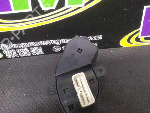Used Mirror switch HYUNDAI SANTA FÉ II (CM) 2.2 CRDi GLS (150 hp) 7469710