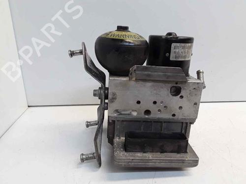 Used ABS pump ABS pump MERCEDES-BENZ E-CLASS (W211) E 270 CDI (211.016) (177 hp) 33861637 33861637