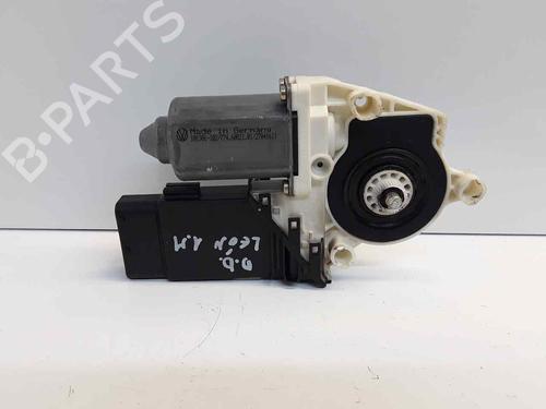 Used Right front window motor Right front window motor SEAT LEON (1M1) [1999-2006] 34571138 34571138