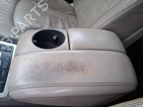 Used Armrest / Center console Armrest / Center console 37407704 37407704