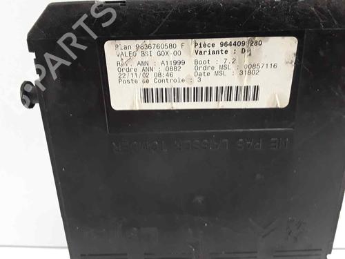 Fuse box PEUGEOT 307 Break (3E) 2.0 HDI 90 | BP29735993E1