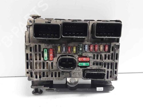 Used Fuse box PEUGEOT 307 (3A/C) 1.4 16V (88 hp) 31792755