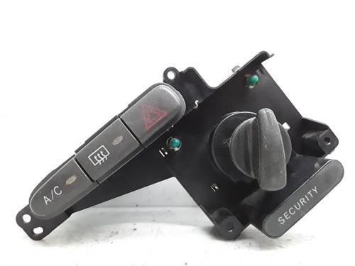Used Climate control TOYOTA YARIS (_P1_) 1.5 (NCP13_, NCP13R) (150 hp) 8330315