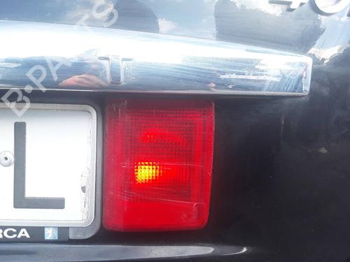 Højre baklys, luke PEUGEOT 407 SW (6E_, 6D_) 2.0 HDi 135 (136 hp) 8918806