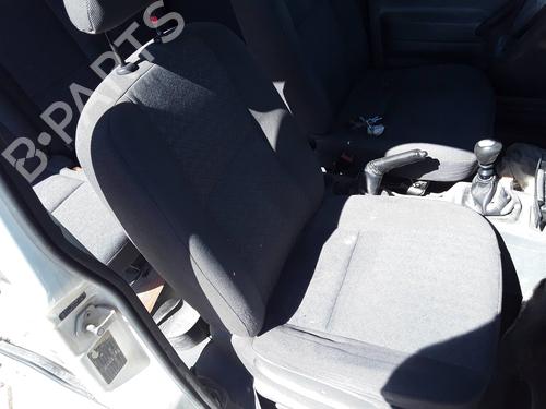 Sæde højre fortil Sæde højre fortil FORD TRANSIT CONNECT (P65_, P70_, P80_) 1.8 TDCi (90 hp) 33832992 33832992