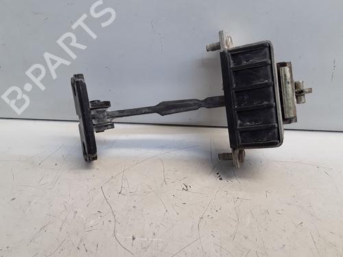 Dørhengsel/Dørstopper Dørhengsel/Dørstopper MERCEDES-BENZ E-CLASS (W211) E 270 CDI (211.016) (177 hp) 36937622 36937622