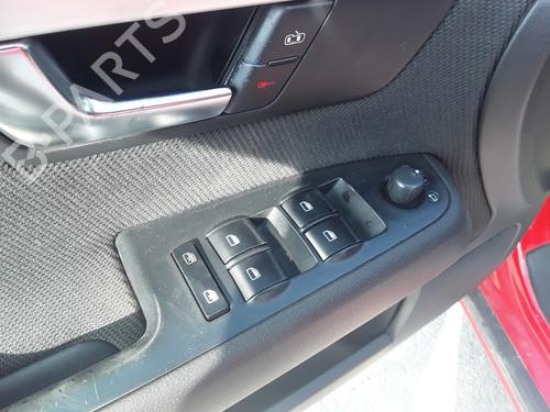 Used Left front window switch Left front window switch AUDI A4 B7 (8EC) 2.0 TDI 16V (140 hp) 33412290 33412290