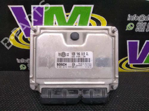 Engine control unit (ECU) VW CADDY III Box Body/MPV (2KA, 2KH, 2CA, 2CH) | BP7470461M57
