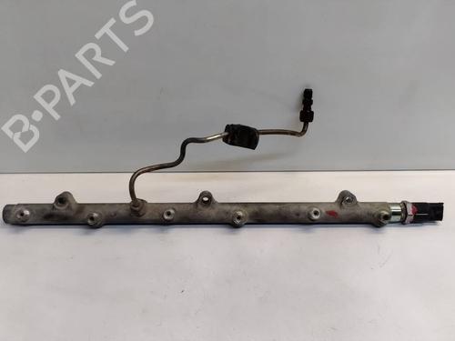 Used Injection rail Injection rail 39514143 39514143