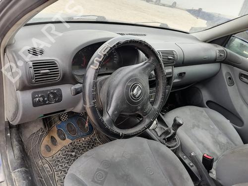 Ruitenwissermotor voor SEAT LEON (1M1) 1.9 TDI | BP8181873M29 