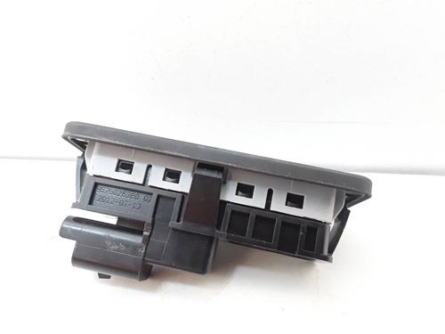 Used Tailgate handle PEUGEOT 208 I (CA_, CC_) 1.2 VTI 82 (82 hp) 10696225