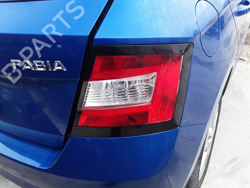 Used Right taillight SKODA FABIA III (NJ3) 1.0 (75 hp) 18510931