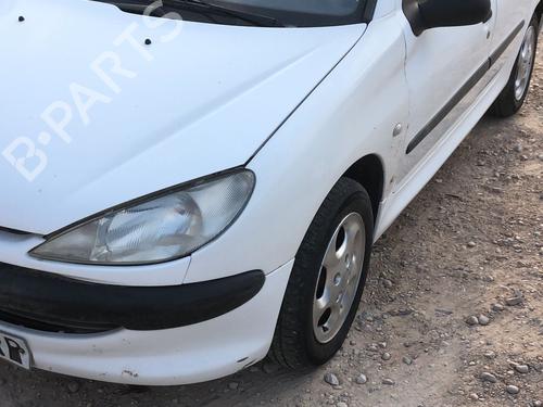 Fuse box PEUGEOT 206 Hatchback (2A/C) 1.4 HDi eco 70 | BP22897985E1 