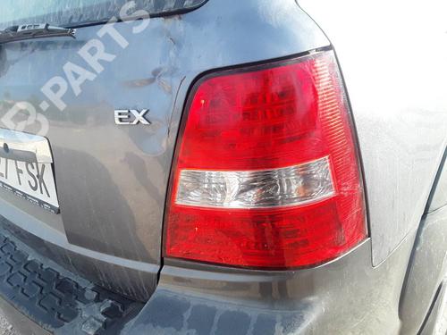 right-taillight-kia-sorento-i-jc-25-crdi-2002-2003-2004-2005-2006-2007-2008-2009-2010-2011-11140604 main image