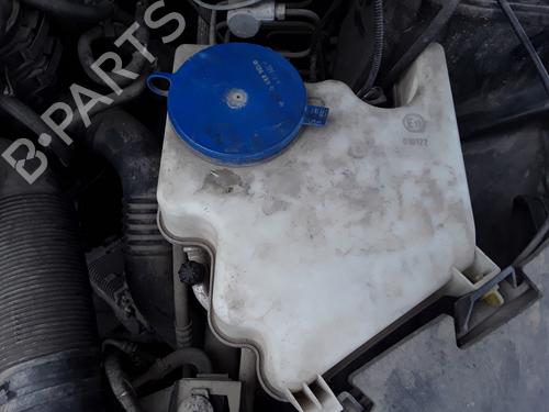 Used Windscreen washer tank MERCEDES-BENZ B-CLASS Sports Tourer (W245) [2005-2011]  25026438