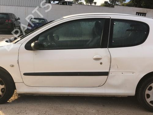 Left front window switch PEUGEOT 206 Hatchback (2A/C) 1.4 HDi eco 70 | BP33752057I27 - Image 9