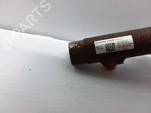 Used Injection rail RENAULT MEGANE II (BM0/1_, CM0/1_) [2001-2012]  7469888