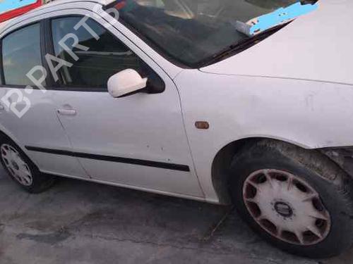 Fuel pump SEAT TOLEDO II (1M2) 1.9 TDI | BP24432865M76 