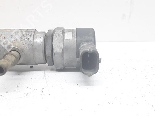 Injection rail HYUNDAI H-1 / STAREX Bus (A1) 2.5 CRDi | BP13733222M98