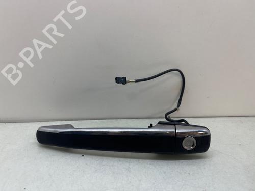 Used Front left exterior door handle MERCEDES-BENZ C-CLASS (W202) C 250 Turbo-D (202.128) (150 hp) 22694608