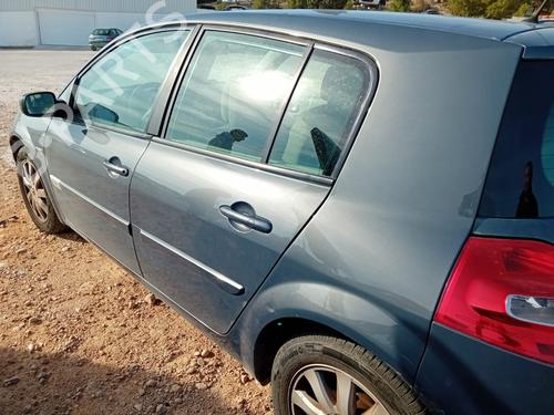 Scheinwerfer links RENAULT MEGANE II (BM0/1_, CM0/1_) 2.0 dCi (BM1K, CM1K) | BP18142245C28 