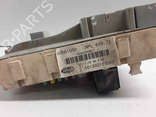 Fuse box ALFA ROMEO 159 (939_) 1.9 JTDM 8V (939AXE1B) | BP30712885E1