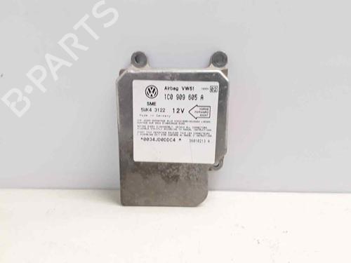 Airbag module VW GOLF IV (1J1) 2.3 V5 (170 hp) 16280422