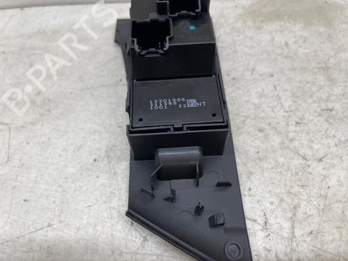 Right front window switch OPEL ASTRA J (P10)  | BP28196304I26 