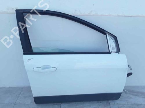 Used Right front door FORD FOCUS II Turnier (DA_, FFS, DS) [2004-2012]  10171274