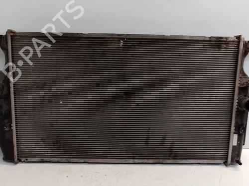 Used Water radiator Water radiator 37223608 37223608