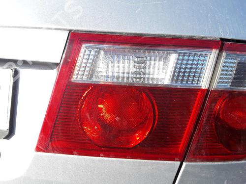 Højre baglygte bagklap KIA CARENS II MPV (FJ) 2.0 CRDi (113 hp) 8821232