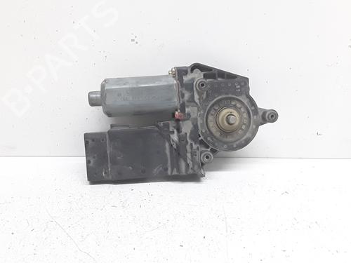 Rudehejsemotor bagstkærm højre VW PASSAT B5.5 (3B3) 2.0 | BP13883273E22 
