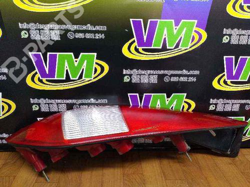 Used Right taillight FORD MONDEO III Turnier (BWY) [2000-2007]  7467121
