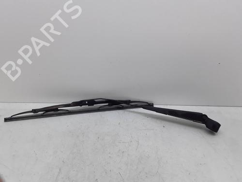 Used Rear windshield wiper arm SUZUKI GRAND VITARA I (FT, HT) 2.0 HDI 110 16V 4x4 (SQ420D, TD83V, JA420WD) (109 hp) 30688136
