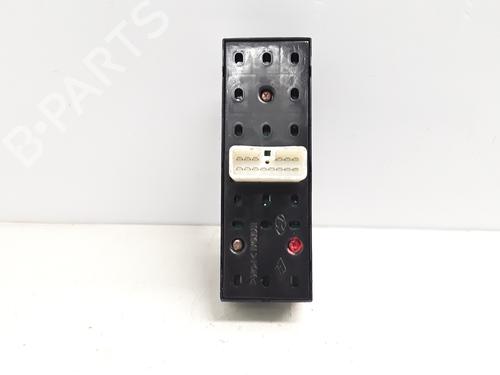 Left front window switch HYUNDAI GETZ (TB) 1.5 CRDi | BP17088802I27
