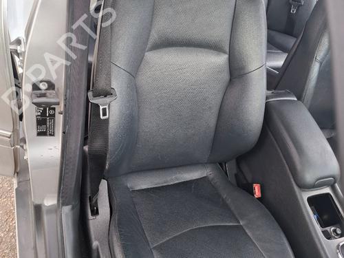Sæde højre fortil MERCEDES-BENZ C-CLASS (W203) C 220 CDI (203.006) (136 hp) 31906661