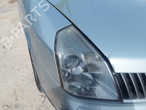 Used Right headlight RENAULT VEL SATIS (BJ0_) 2.2 dCi (BJ0E, BJ0F) (150 hp) 17905762