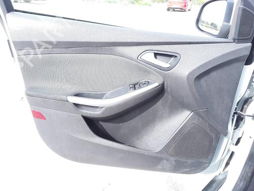 Used Front left panel FORD FOCUS III 1.6 TDCi (95 hp) 13384908