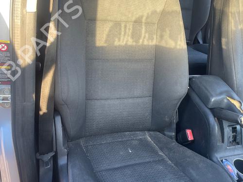 Used Right front seat MERCEDES-BENZ B-CLASS Sports Tourer (W245) [2005-2011]  29232551