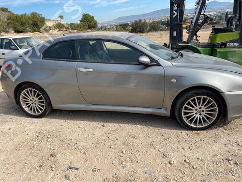 Left front door ALFA ROMEO GT (937_) 1.9 JTD (937CXN1B) | BP24633386C2 